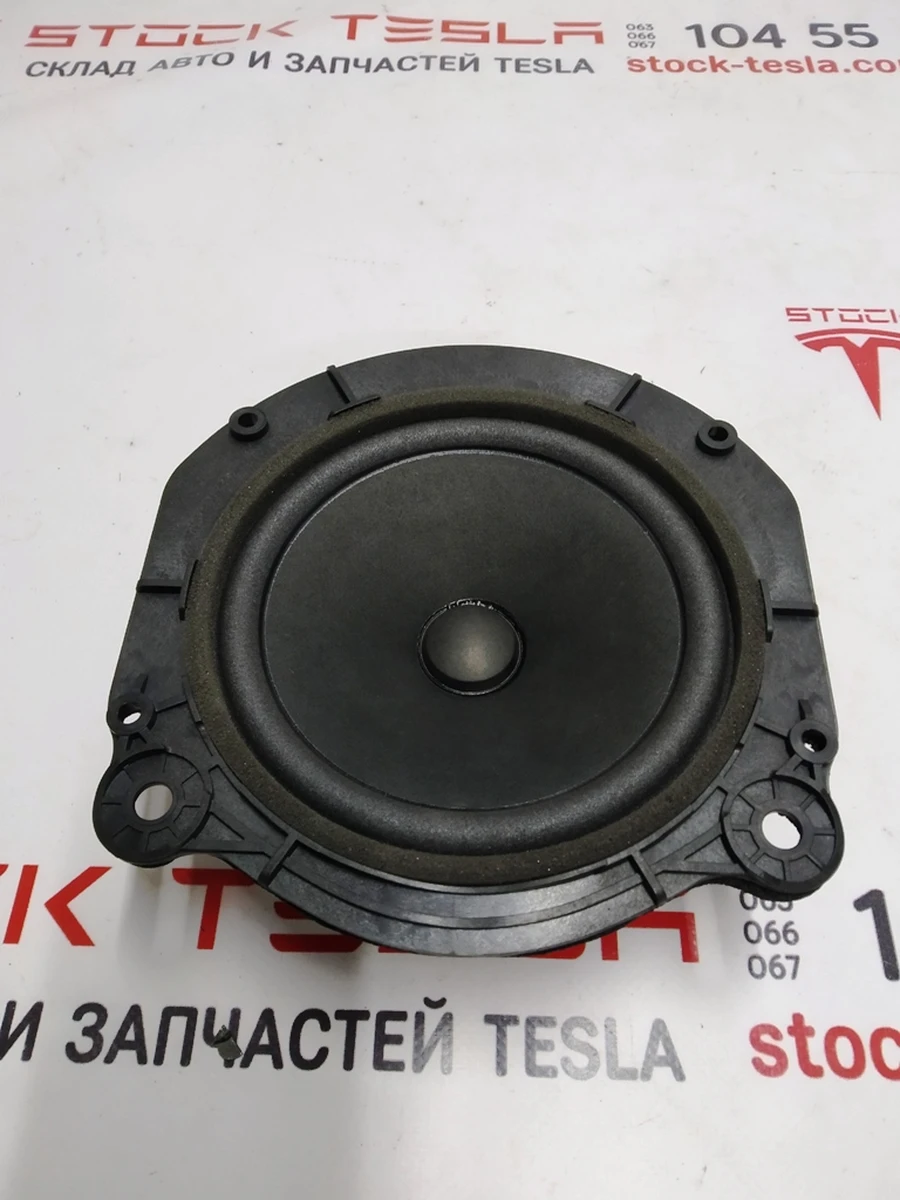 8 Динамік аудіосистеми 160 мм задніх дверей лівої / правої Tesla Model X 1050709-00-B