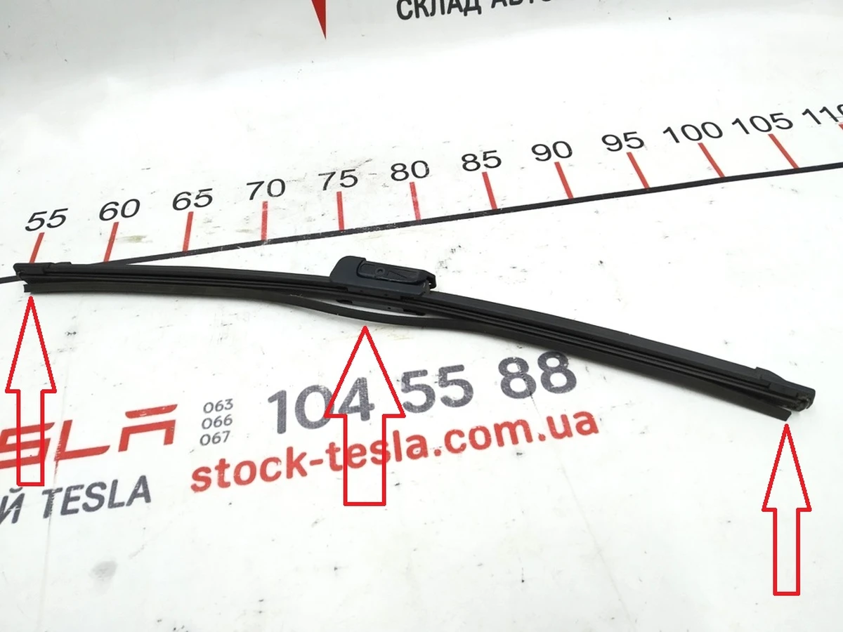 5 Wiper (wiper) right with damage Tesla model S, model S REST 1051496-00-A