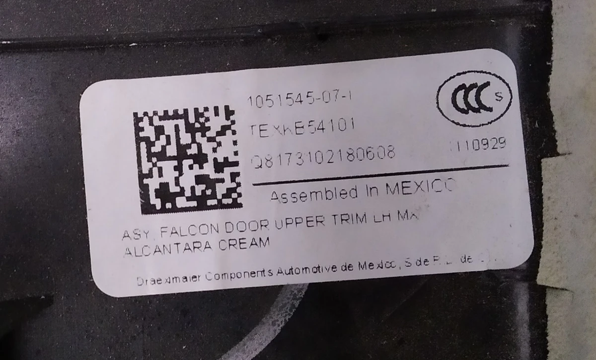 Falcon door upper trim LH, NEW ALCAN CRM Tesla Model X 1051545-07-J