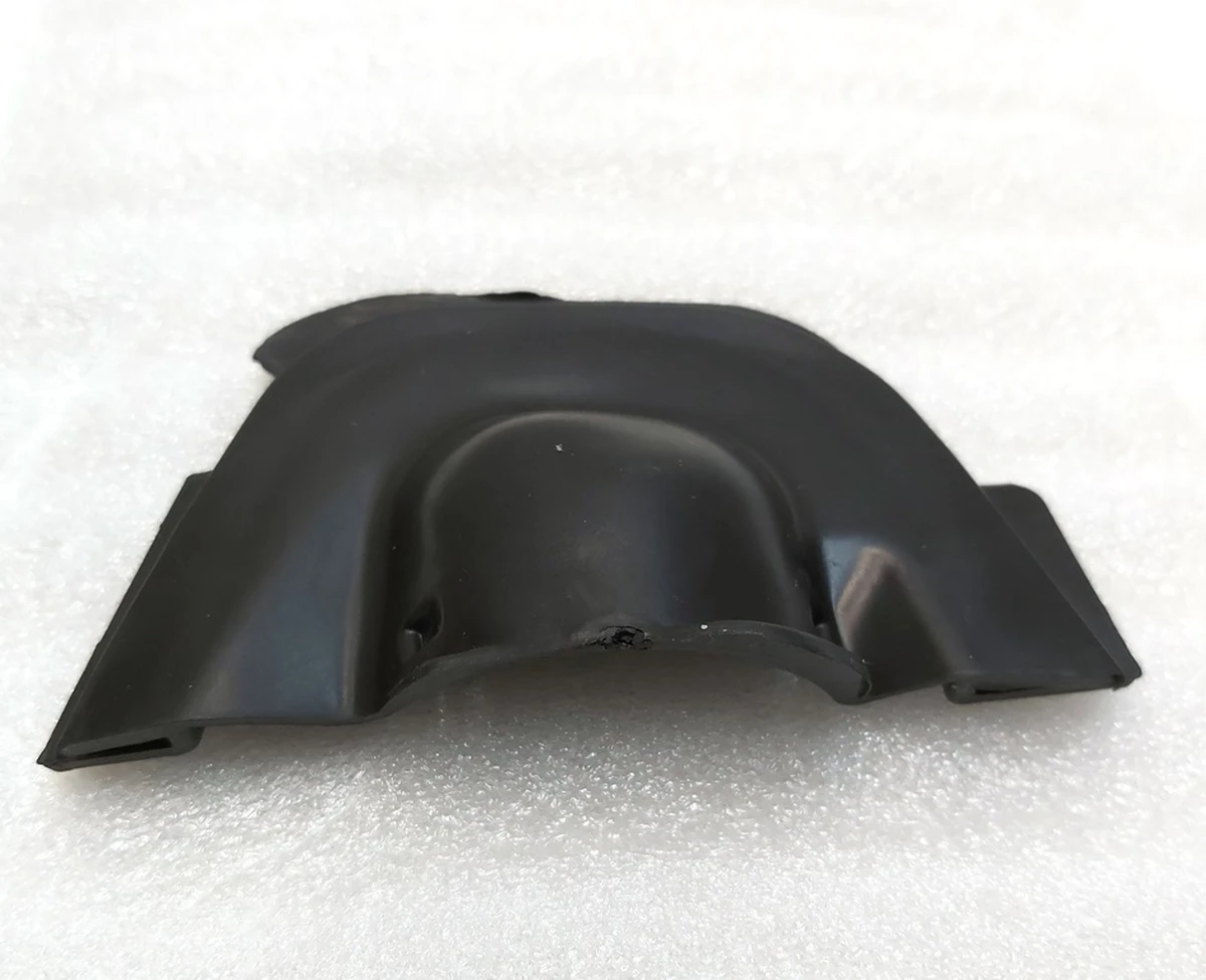 Заглушка парктроника S6 права гумова AWD Tesla model S, model S REST 1051653-00-A