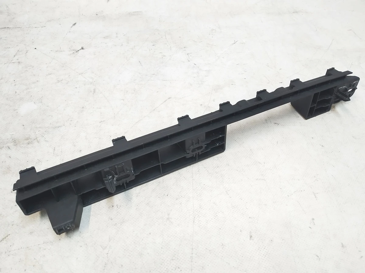 10 Asy, left hand rear sill bracket, MX Tesla Model X 1056095-00-B