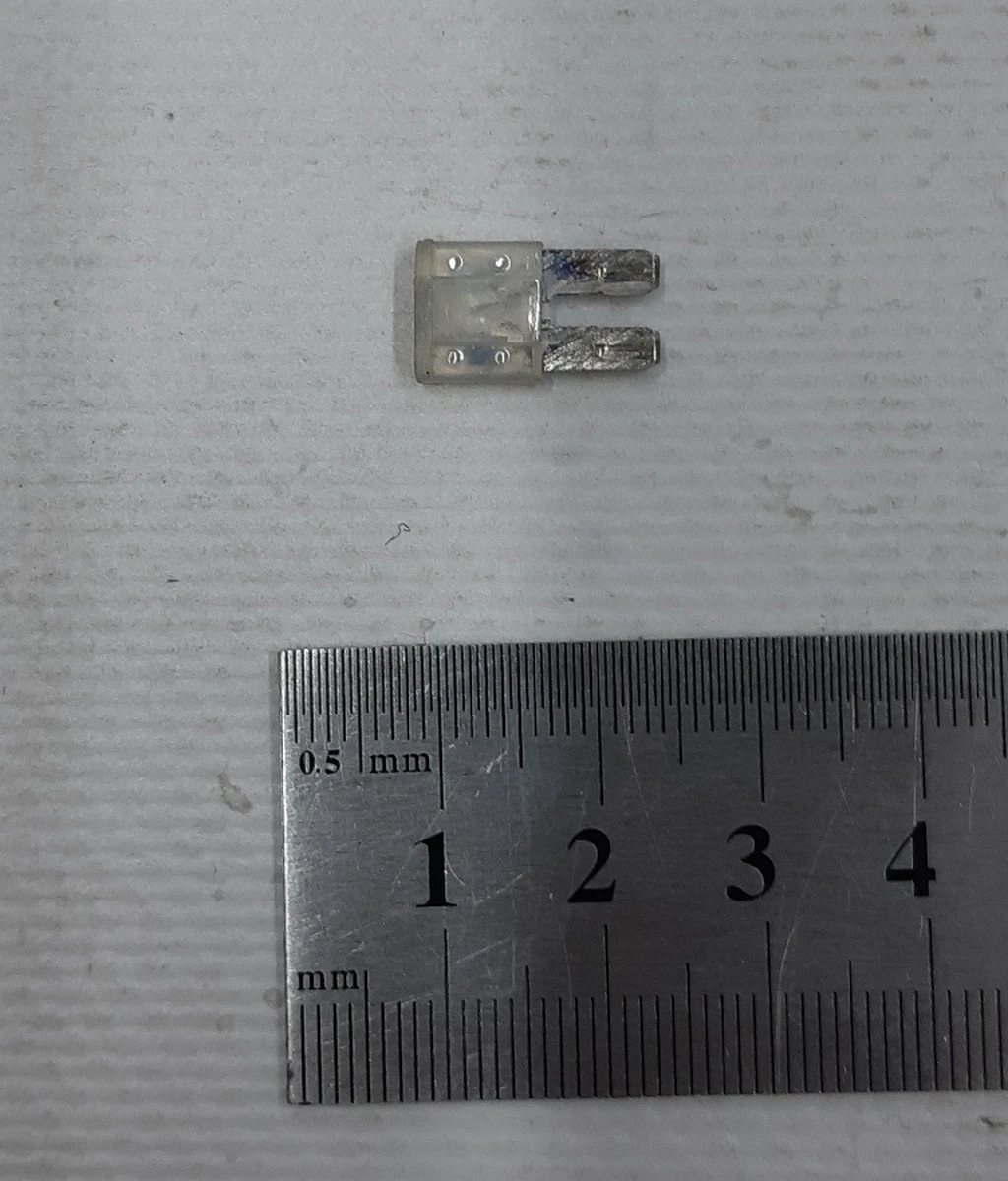 3 Предохранитель MICRO2 25A Tesla Tesla model X, S, REST 1052263-25-A