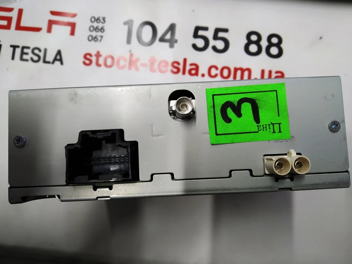 1 Радіо (PREMIUM) 500KB (USA) Tesla model S, model S REST, model X 1052322-00-B