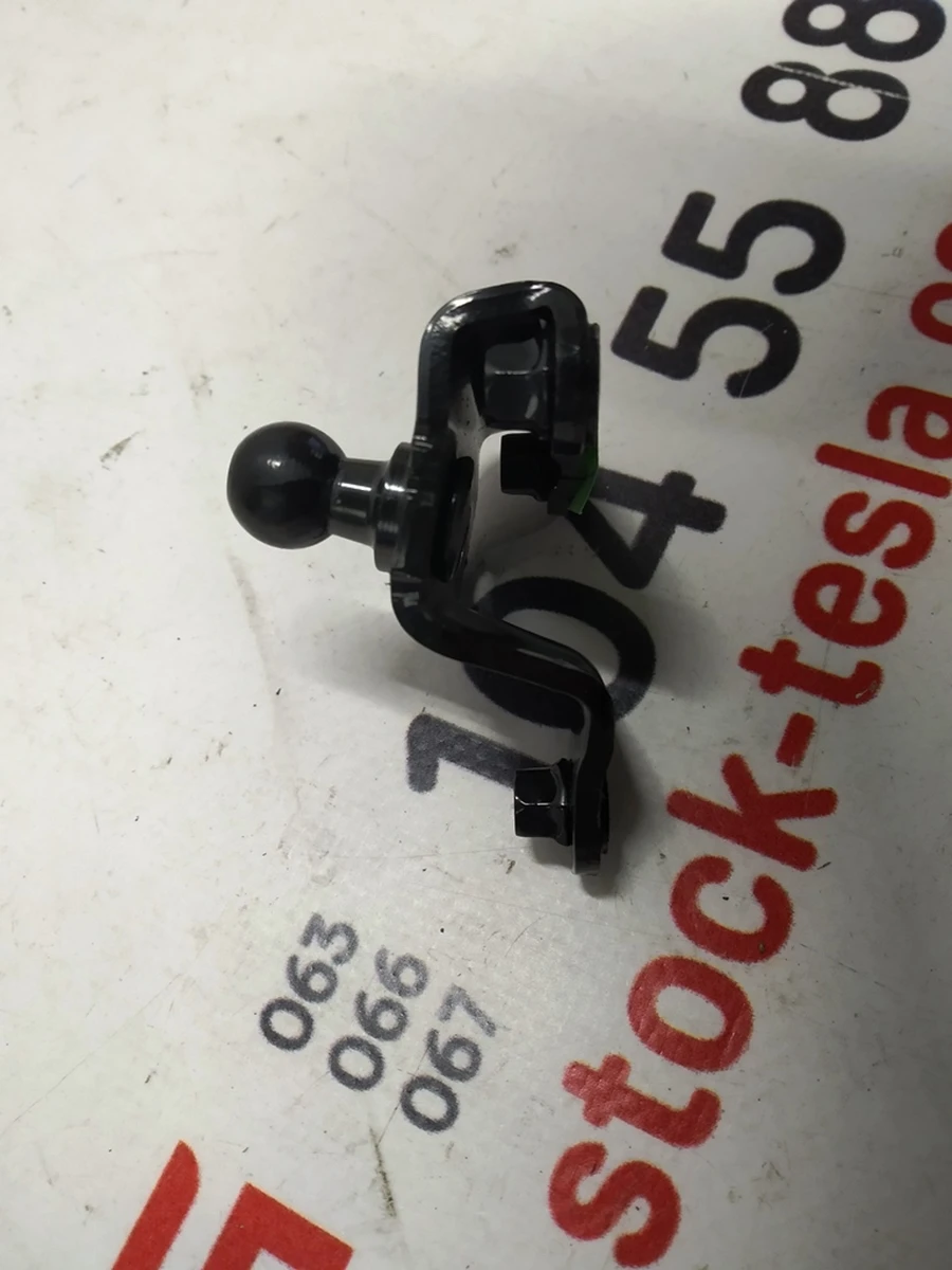 26 BALL STUD BKT ASSY - LH RR / RH FRT Tesla Model X 1052434-00-J