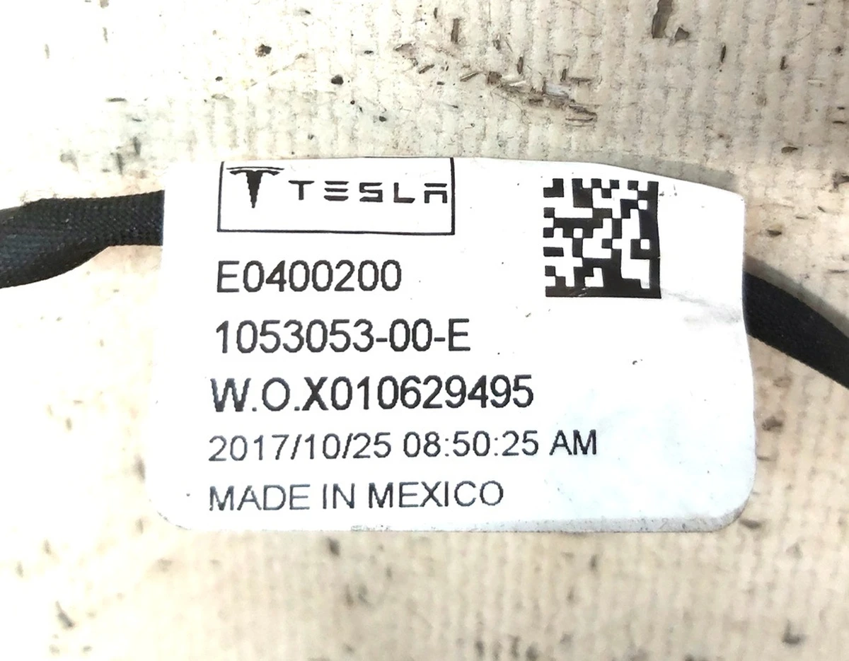 Front Left Door Light Wiring Element substandard Tesla model X 1053053-00-E