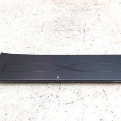 17 Накладка порога права задніх дверей (метал) з пошкодженням Tesla model X 1053195-00-F