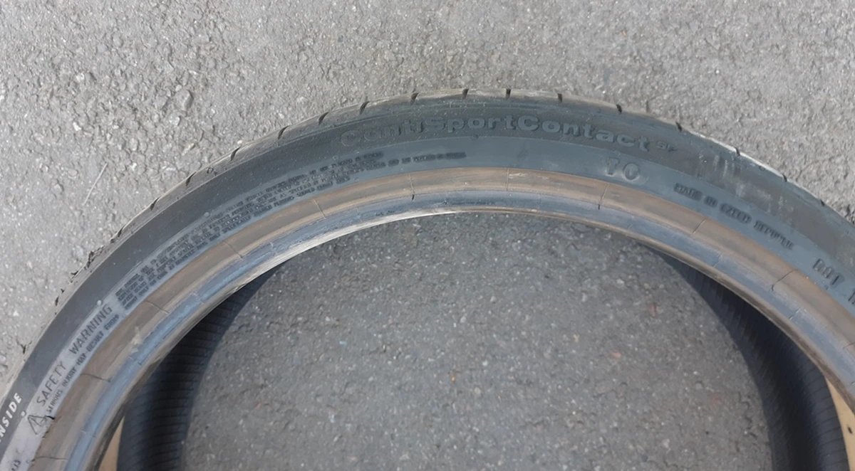 1 Tire P245/35ZR21 CONTINENTAL SPORT CONTACT - 96Y off condition Tesla model S REST 1053501-00-A