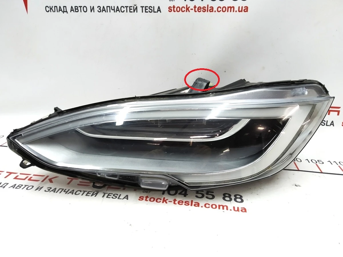 1 Фара головна ліва LED (USA) UP-LEVEL REFRESH із пошкодженням Tesla model S REST 1053570-00-F