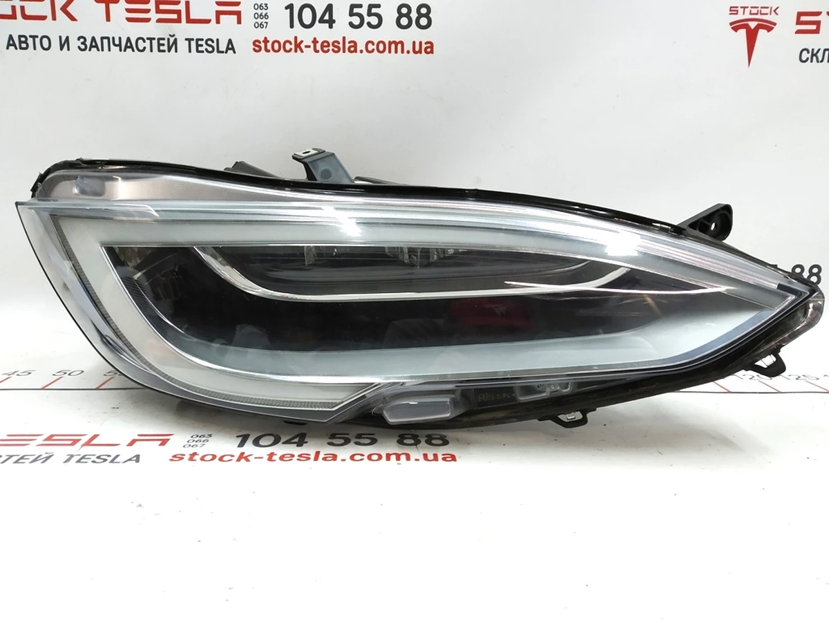1 Фара головна права LED (USA) UP-LEVEL REFRESH Tesla S REST 1053571-00-F