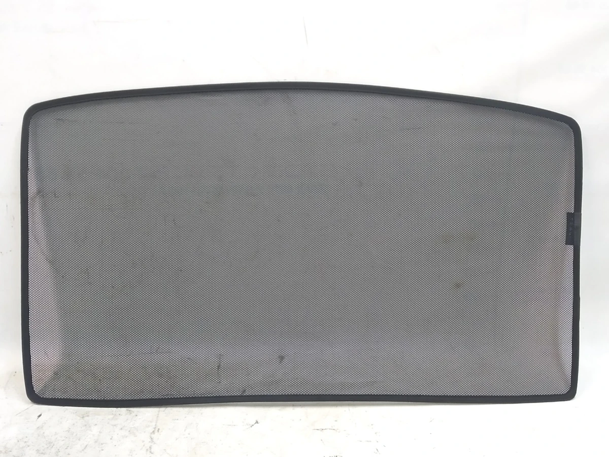 4 Шторка (сітка) сонцезахисна панорами передня 510х980 мм вживана Tesla Model S 1053620.