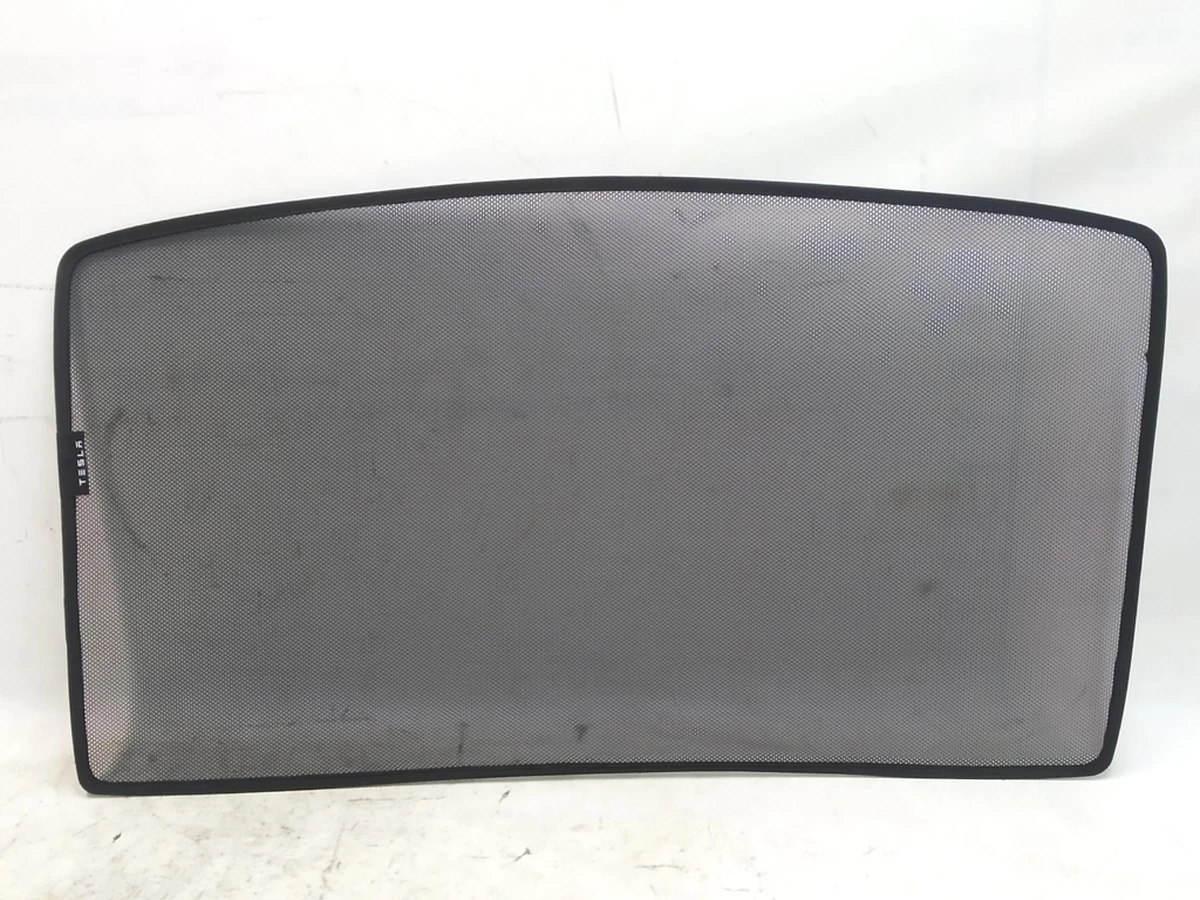 4 Шторка (сетка) солнцезащитная панорамы передняя 510х980 мм Б/У Tesla Model S 1053620