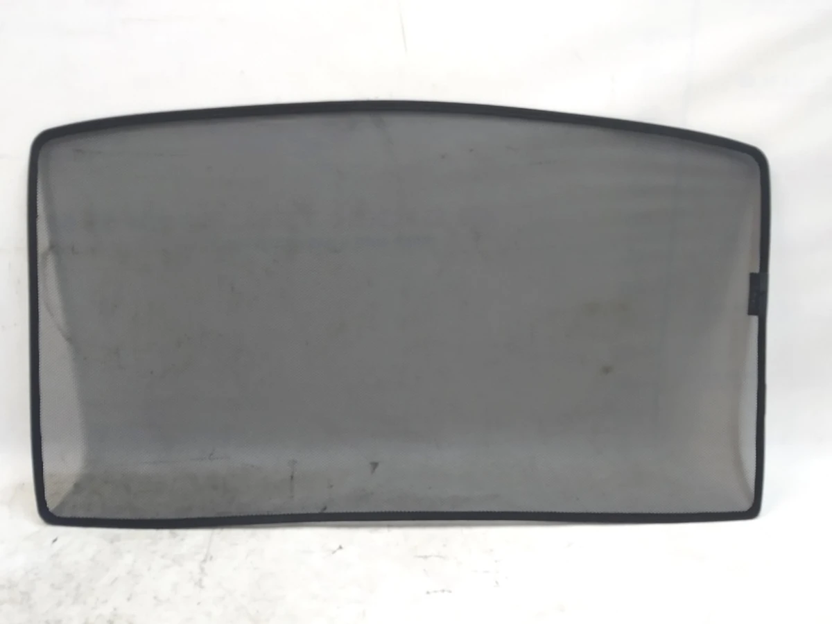 4 Шторка (сетка) солнцезащитная панорамы передняя 510х980 мм Б/У Tesla Model S 1053620