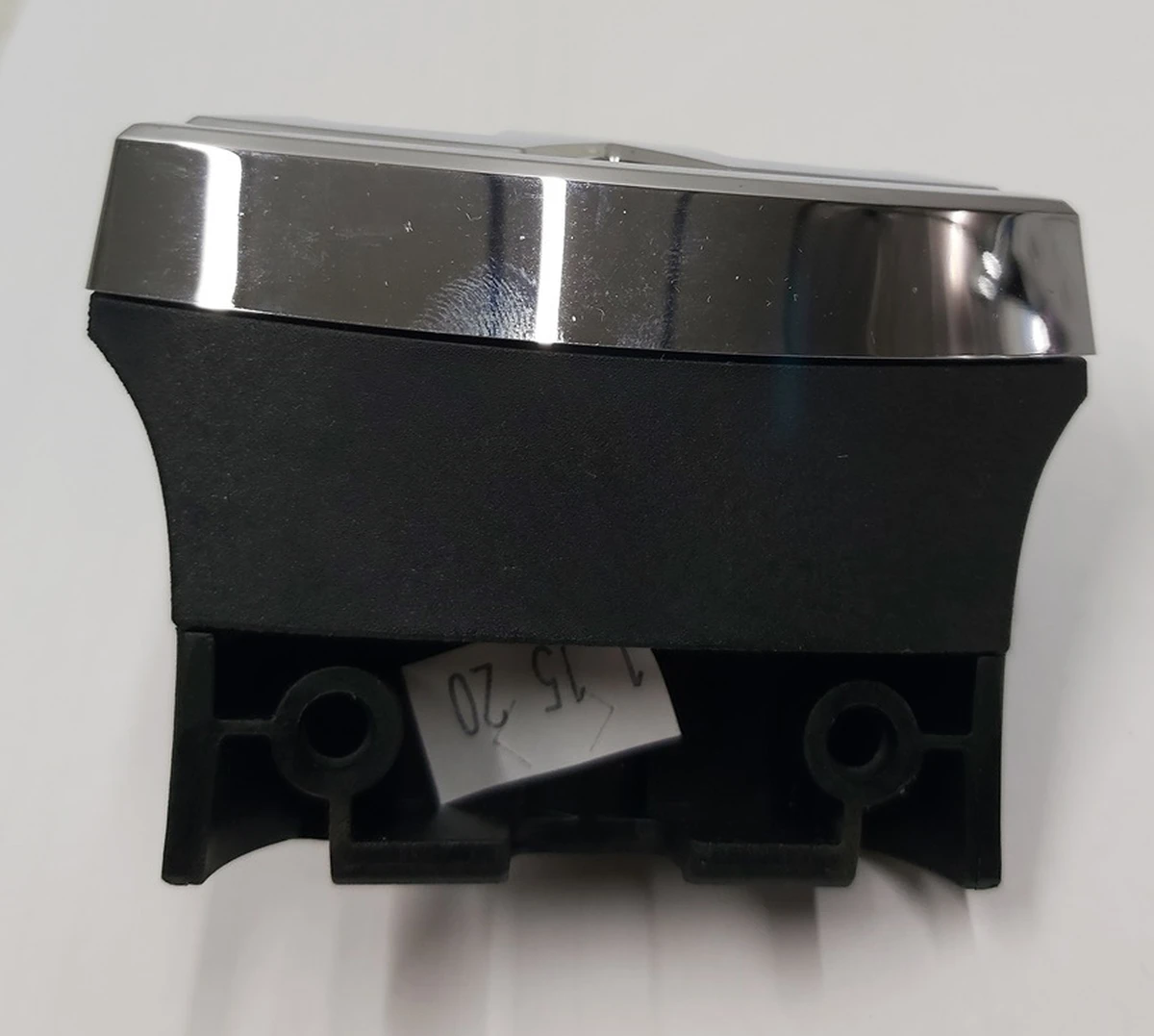 2 Знак "Т" переднього бампера NEW Tesla model S REST 1056386-00-F