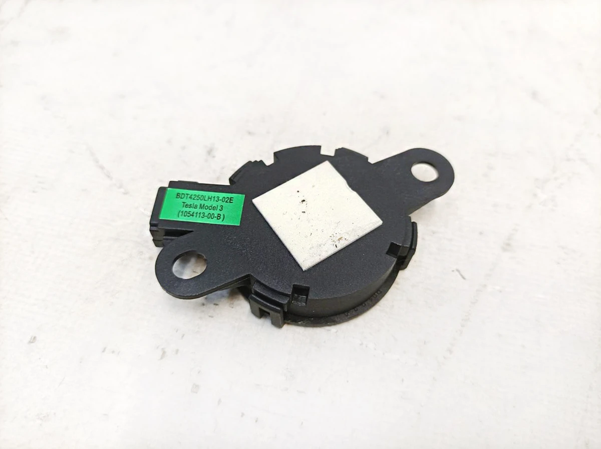 8 Динамік сигналу відкриття закриття дверей Tesla all models 1054113-00-B