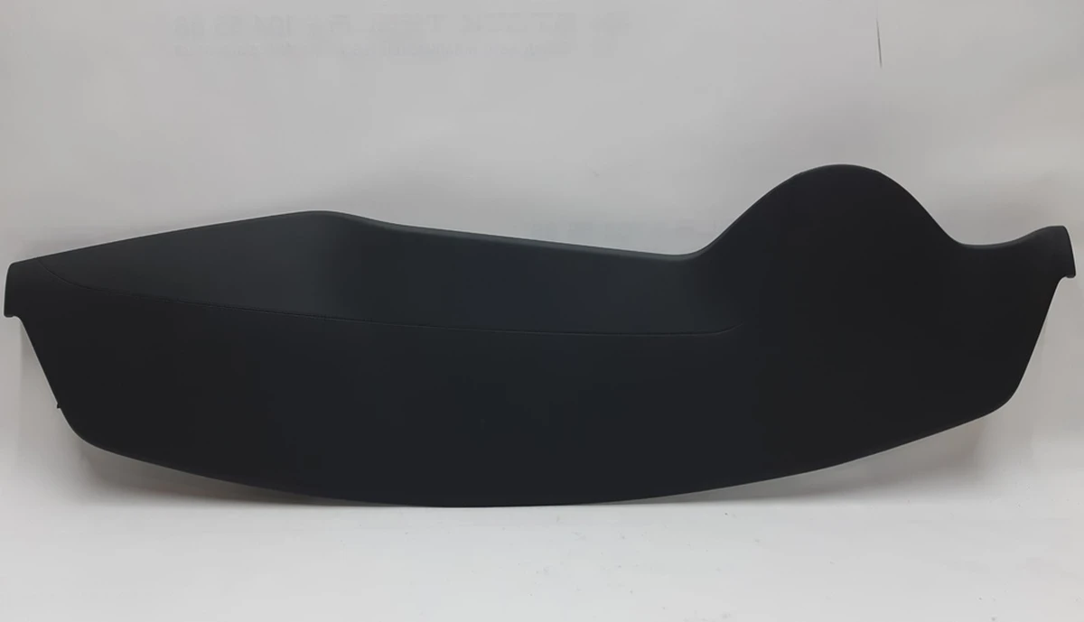 5 Панель торпеди (чорна шкіра штучна) PUR/PUR BLK GRAPHITE Tesla model X 1054145-12-H