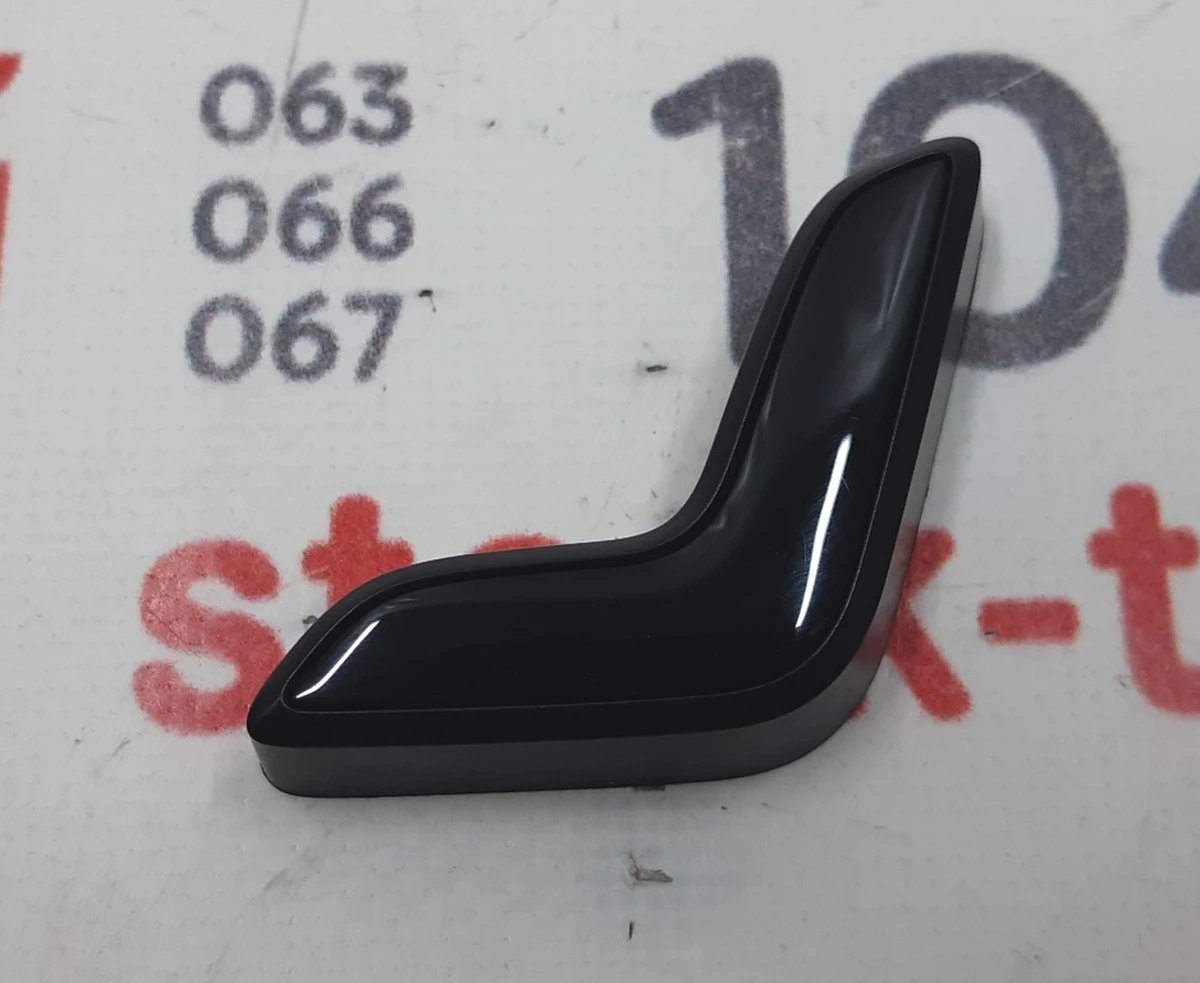 3 2nd row switch assembly - LH - HI GLOSS Tesla Model X 1054311-00-B