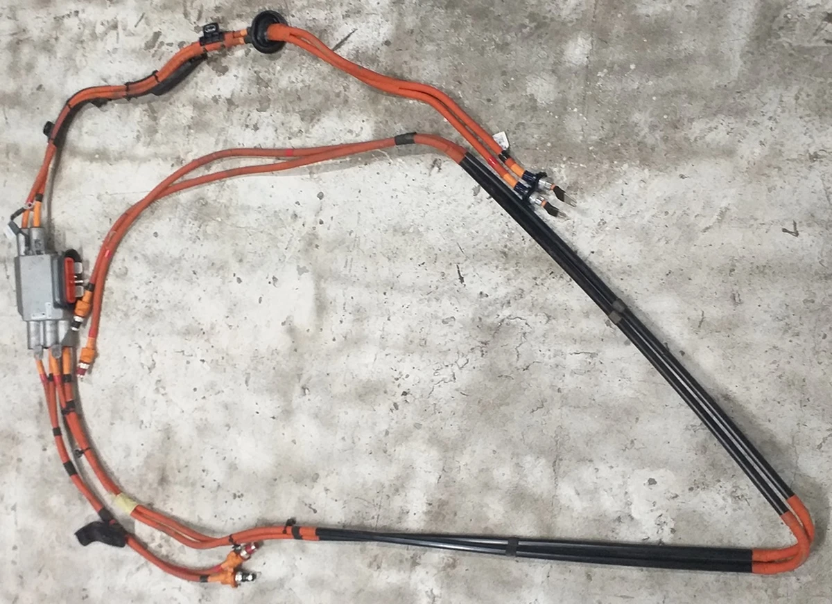 1 Splitter with high voltage wires assembly GEN3 Tesla model X 1054500-10-F