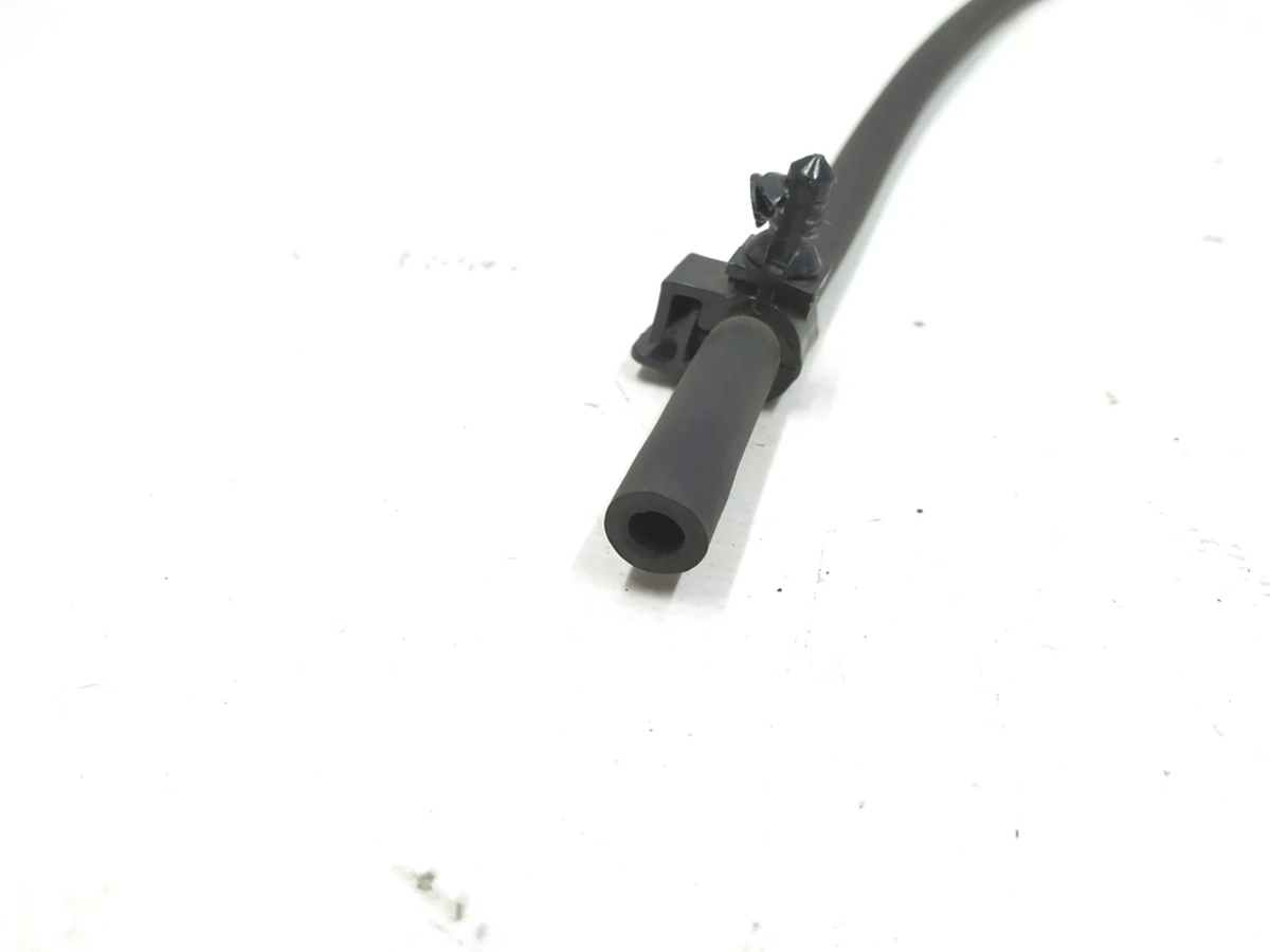 2 Магистраль омывателя лобового стекла шланг резиновый 1/2 Tesla model S, model S REST 1054647-00-A