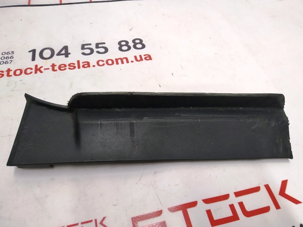 28 Обтекатель колеса переднего правого (брызговик) Tesla model X 1054804-00-D