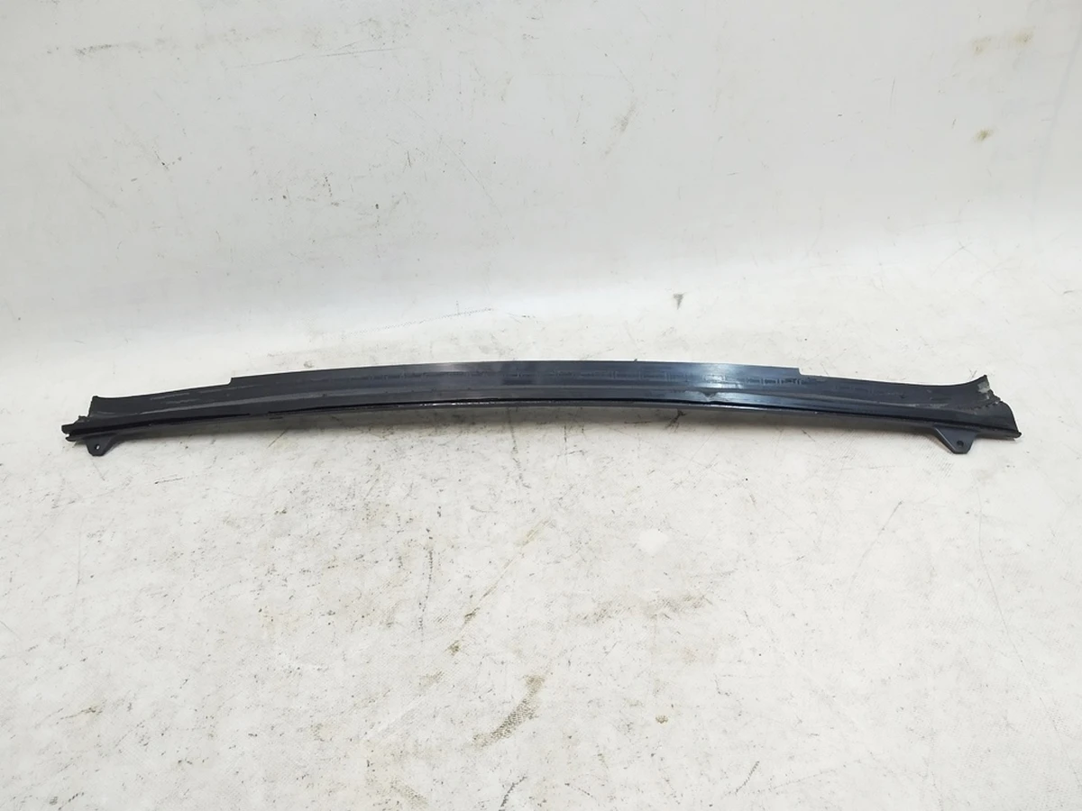 21 Кронштейн крепления панели внешней крыши правый (повреждение) Tesla model X 1054830-99-F