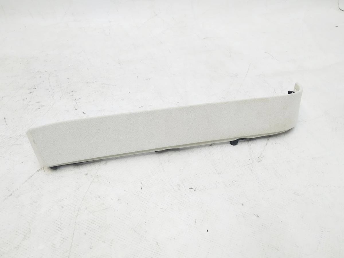 1 Облицювання дверей задніх правих сторона стійки B NEW ALCANTARA CREAM Tesla model X 1055012-07-J