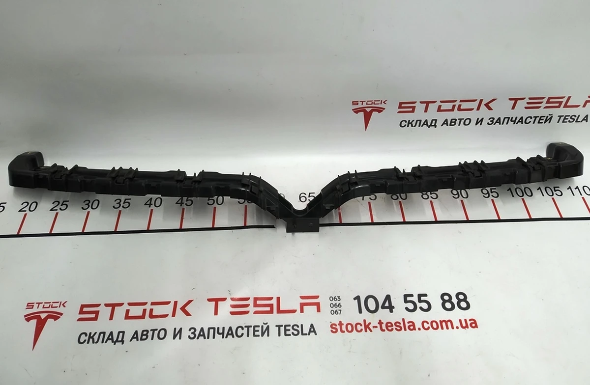 4 Кронштейн гриля направляюча бампера переднього NEW Tesla model X 1055069-00-E