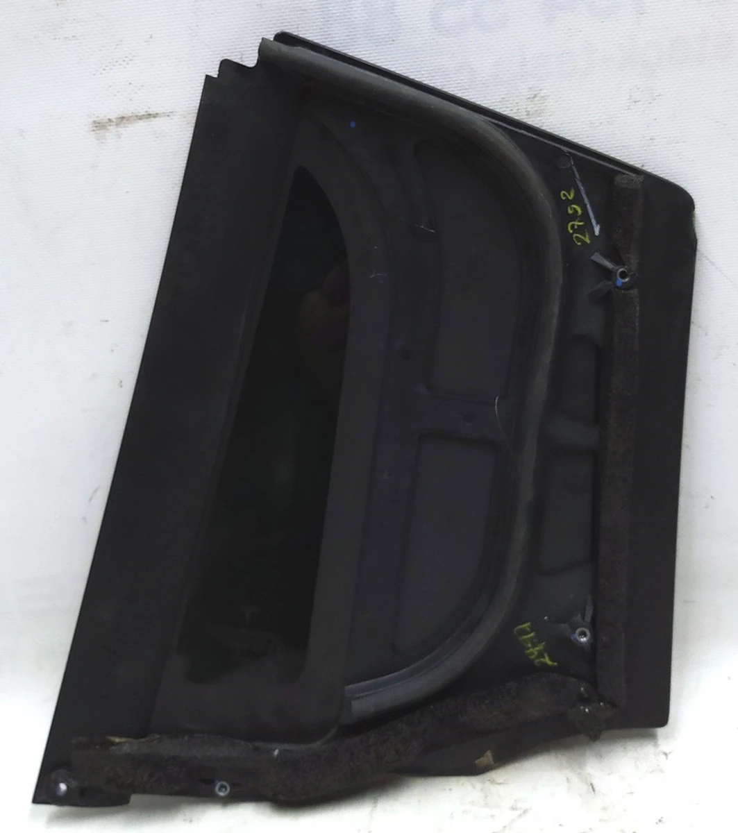 13 Двері задньої правої з пошкодженням Tesla model X 1055274-00-G