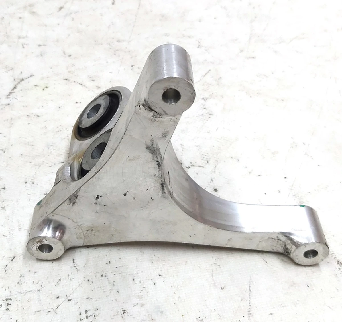 9 Кронштейн кріплення двигуна переднього подушка лівий піраміда AWD з пошкодженням Tesla model S, model REST, model X 1055368-00-G