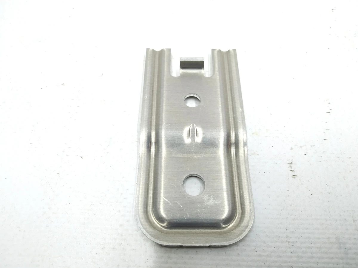 22 Кронштейн кріплення стелі та панорамного скла Tesla model S REST 1055686-00-A