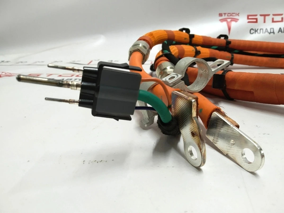 11 High voltage charging port cable (complete with earth cable) AWD Tesla model S REST 1055873-10-G