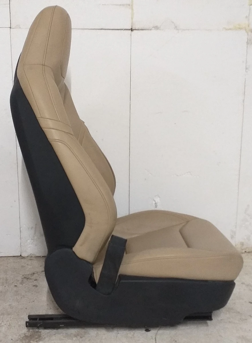 Сидіння водія в зборі (без блоку пам'яті положень) NEXT GEN TAN (GEN 2) (з ушкодженнями) Tesla model S, model S REST 1056258-03-B