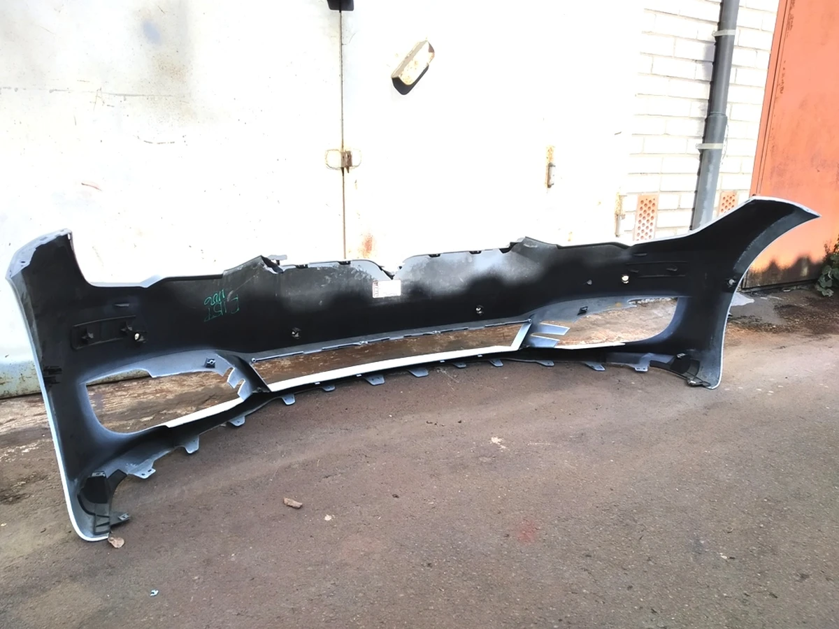 1 Бампер передній під 6 парктроників PPSW (у зборі) з пошкодженням Tesla model S REST 1056370-S4-A