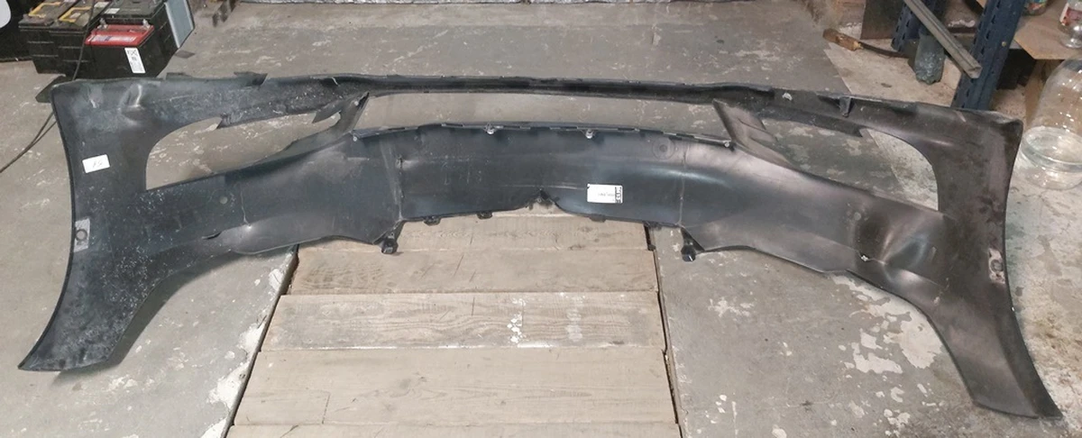 1 Бампер передний MIDNIGHT SILVER METALLIC-PMNG с повреждением Tesla model S REST 1056370-00-B