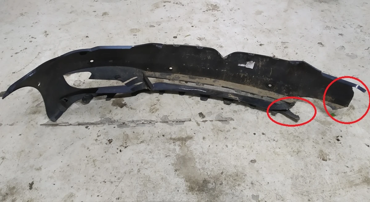 1 Бампер передній під 6 парктроників PMNG із пошкодженням Tesla model S REST 1056370-S4-A