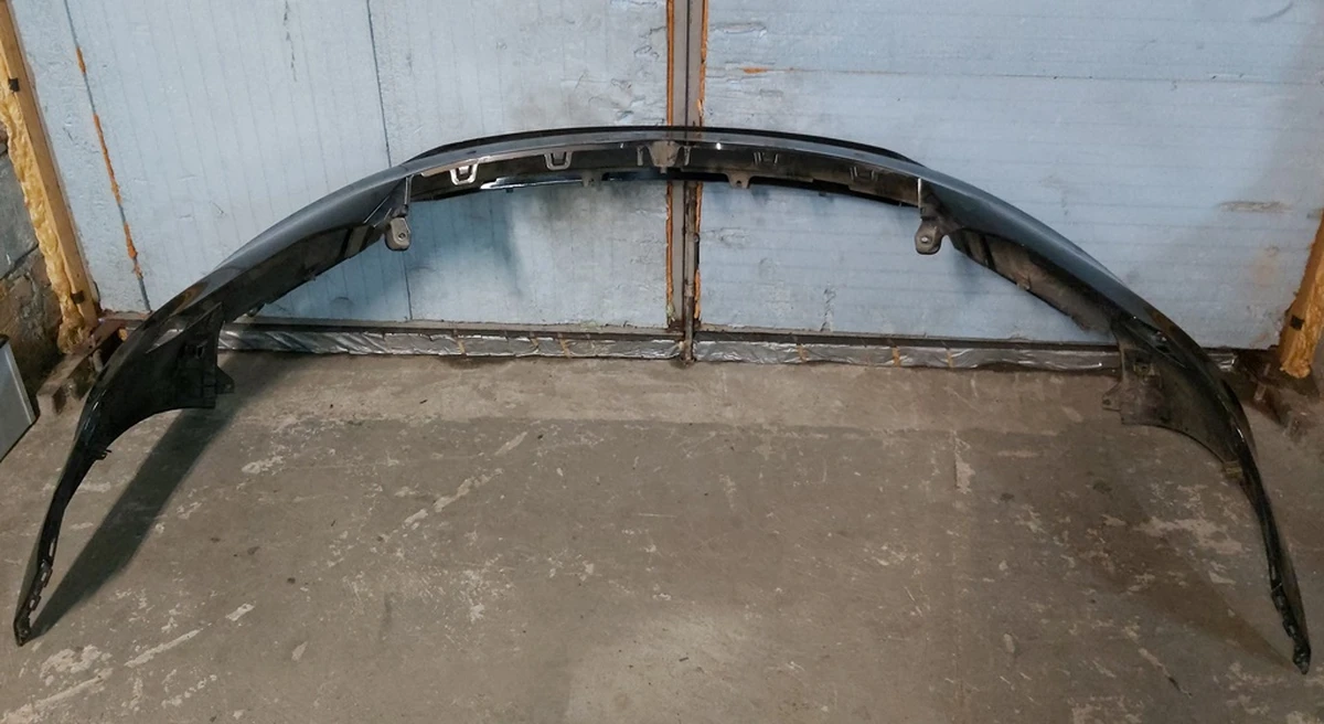 1 Бампер передній під 6 парктроників PBSB у зборі Tesla model S REST 1056370-S1-A