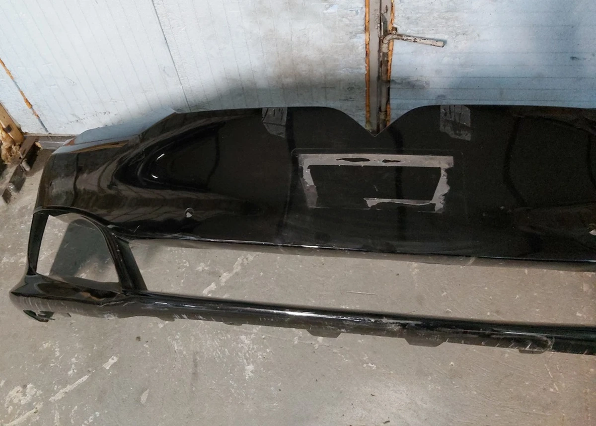 1 Бампер передній під 6 парктроників PBSB у зборі Tesla model S REST 1056370-S1-A