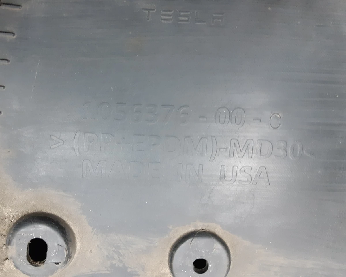 2 Underbody protection front Tesla model S REST 1056376-00-C
