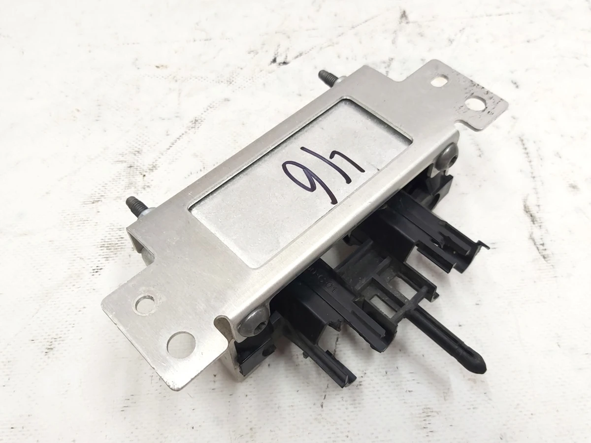 8 12V RAPIDMATE ASSY,MX/MS2 Tesla model X S REST 1056505-00-Z