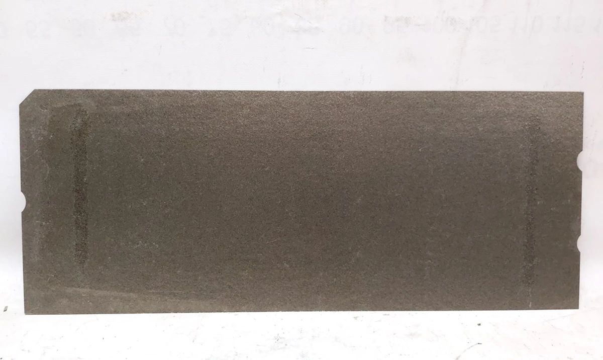 Пластина-ізолятор текстолітова основної батареї (66х26см) без направляючих Tesla model S 1028600-00-R