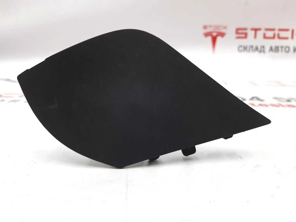15 Заглушка буксирувального гака Tesla Model X 1057056-00-D