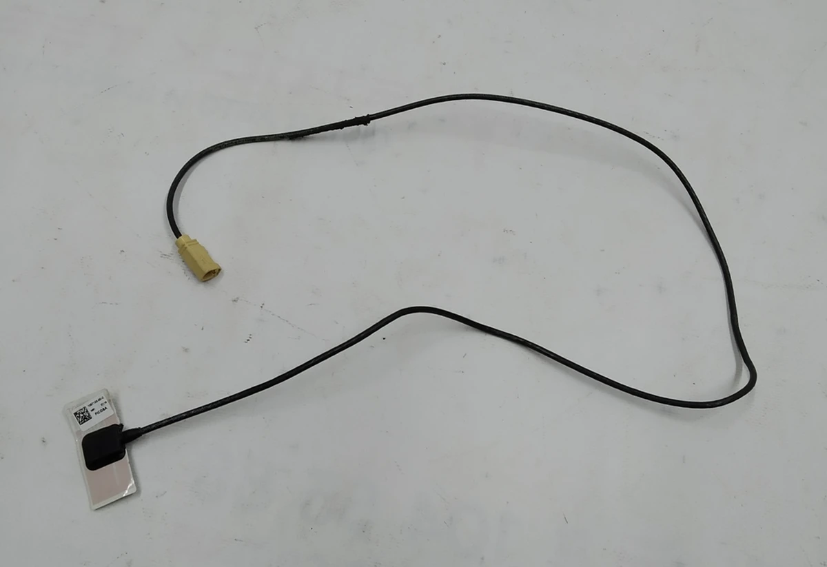 2 Antenna WI-FI mirror RH outside Tesla Model X 1035181-00-J