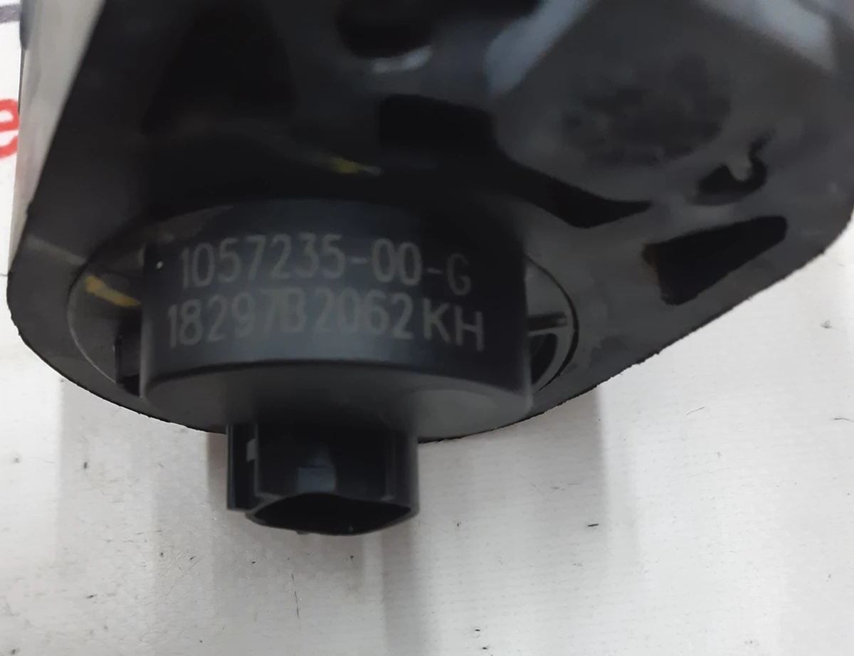 4 Насос охолоджувальної рідини BWD ISO 185 із кронштейном Tesla model S REST 1057235-00-G