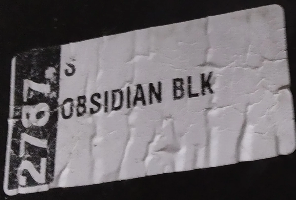 1 Бампер задний под 6 парктроников в сборе c кронш. креп. парктроников и кронш. бампера OBSIDIAN BLK (мелкие царапины) Tesla model S REST 1057319-S1-A