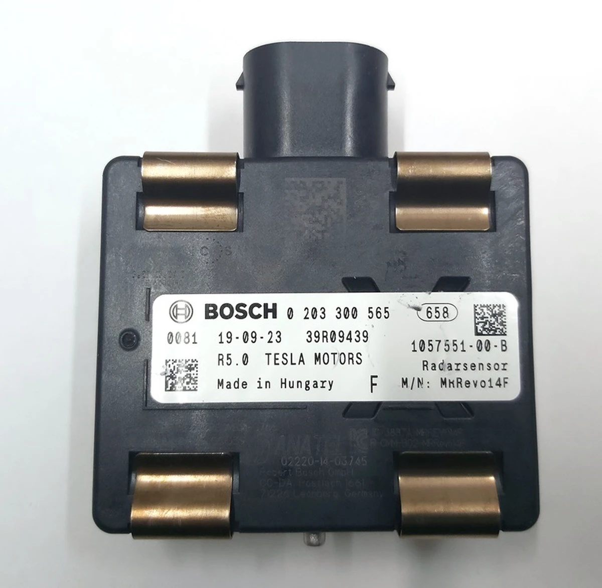 1 Радар автопілота АП 2.0 NEW Tesla S,S REST,X 1057551-00-B