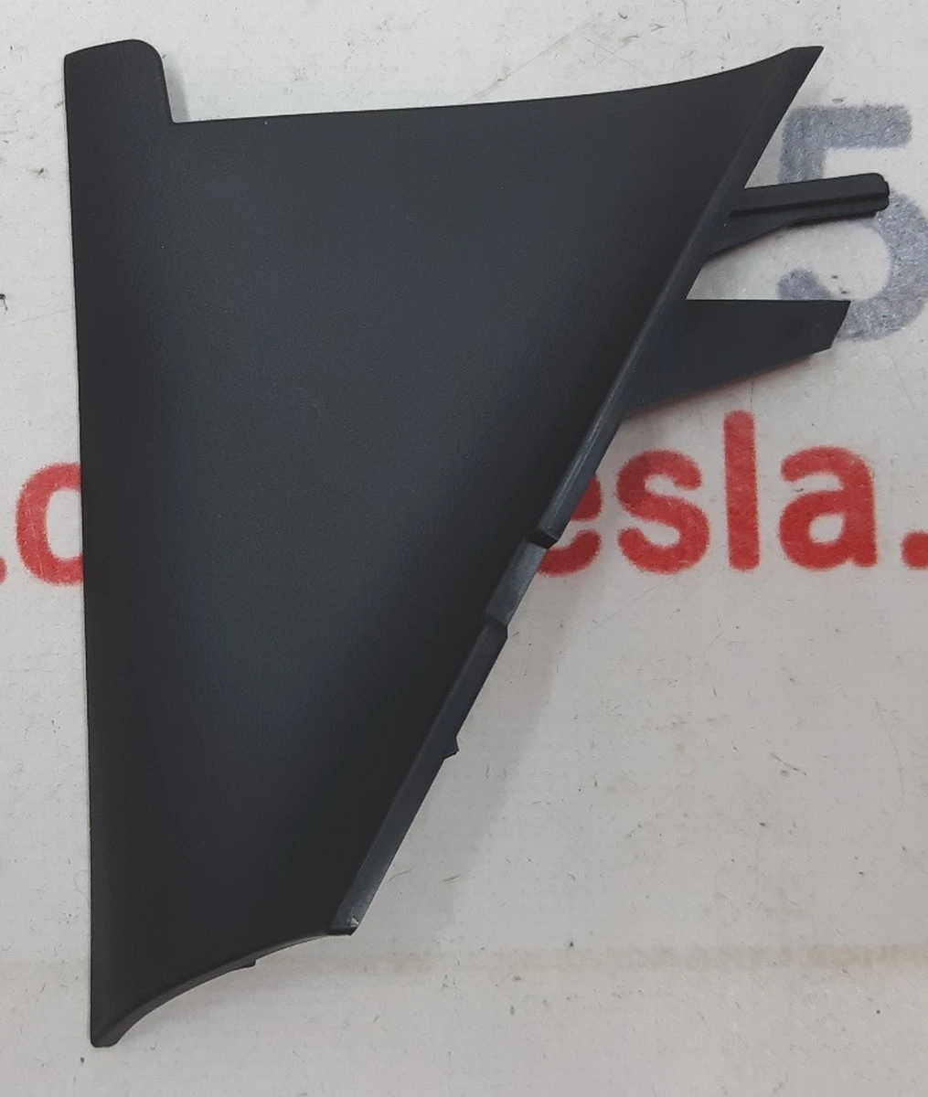 14 TOW HOOK COVER, FR FASCIA Tesla model S REST 1057845-00-C