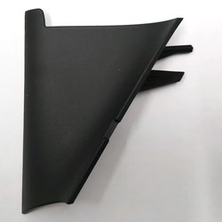 13 Заглушка (накладка) бампера переднього ліва (під гак) Tesla model S REST 1057845-00-C