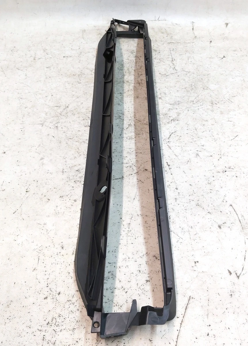 12 Дифузор передній радіатора охолодження основного Tesla model S REST 1057847-00-E