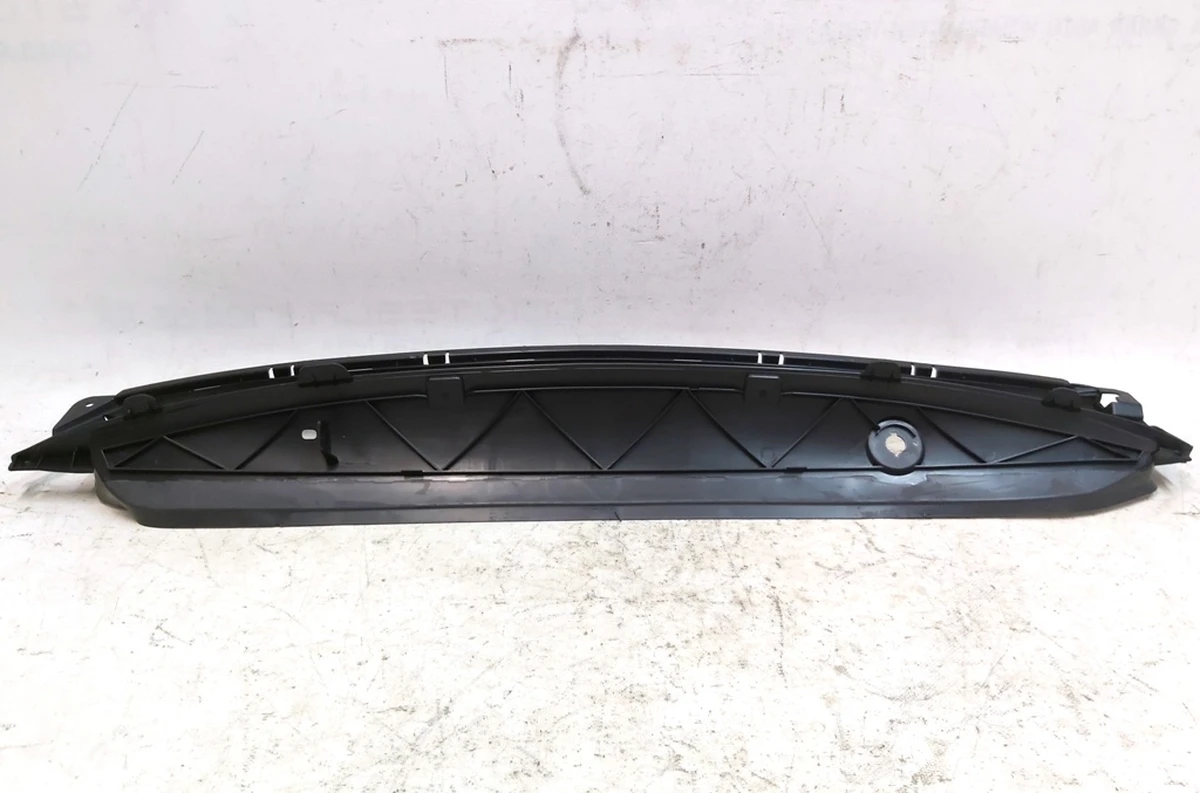 12 Диффузор передний радиатора охлаждения основного Tesla model S REST 1057847-00-E