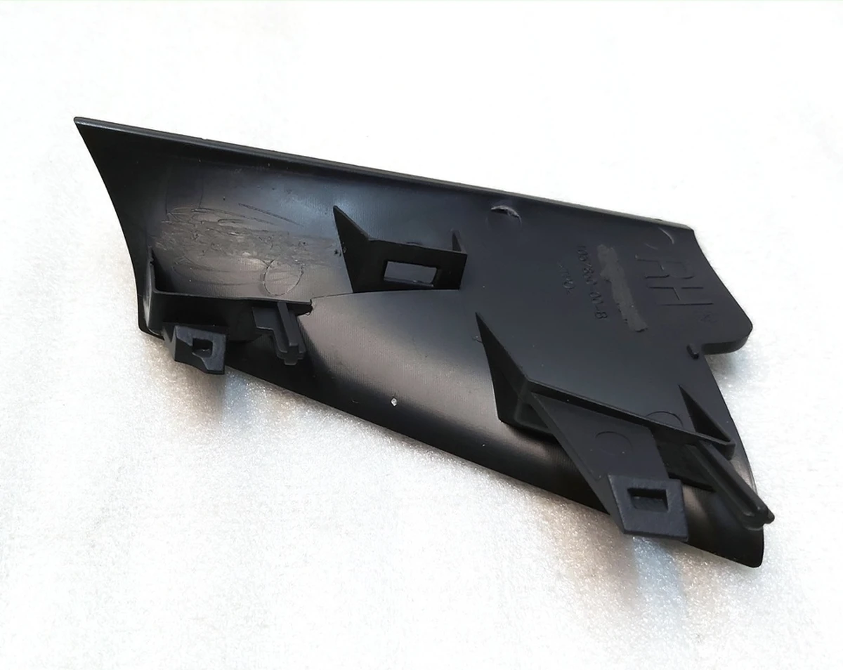 13 Заглушка (накладка) диффузора переднего правая Tesla model S REST 1057850-00-C