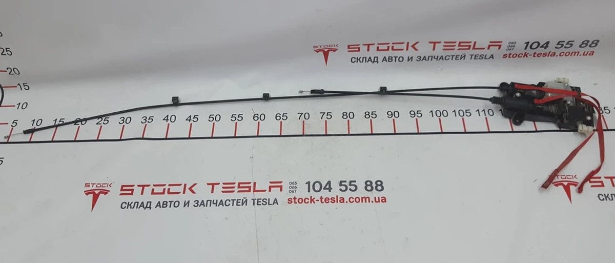 2 Привід замка капота електричний у зборі Tesla model X 1057991-00-F